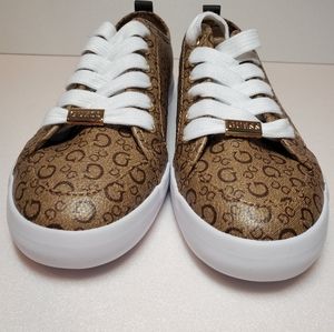 GUESS Los Angeles Sneakers Shoes Size 7